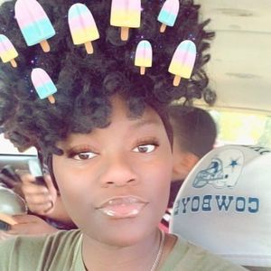 Meet your Posher, Denayah